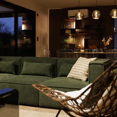 Fregate Elegant And Friendly Indoor Heated Pool Golf And Villa
